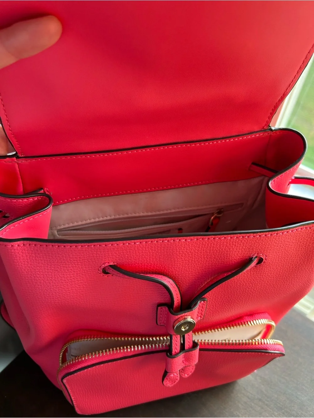 kate spade compact pebbled